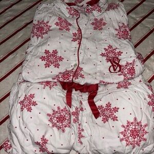 Victoria’s Secret Red Snowflake Women’s Pajamas with Monogram Accent